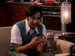Raj falls in love with Siri
