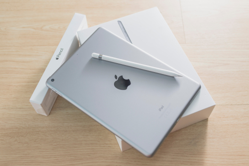 Apple shifts focus to iPad media editing software